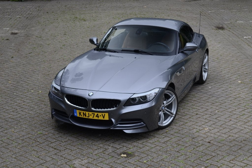 BMW Z4 sDrive23i M Sport | Handgeschakeld | 137.000 km, 2497 cc, Cabriolet, Leder, Handgeschakeld