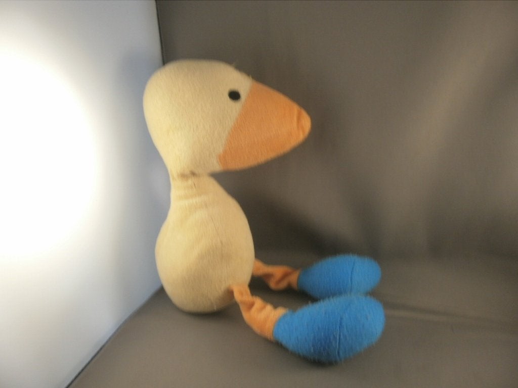 Gonny & gijs eend geel oranje blauwe poten 35 cm zwarte, Overige karakters, Korrelvulling, Ophalen of Verzenden, Zo goed als nieuw