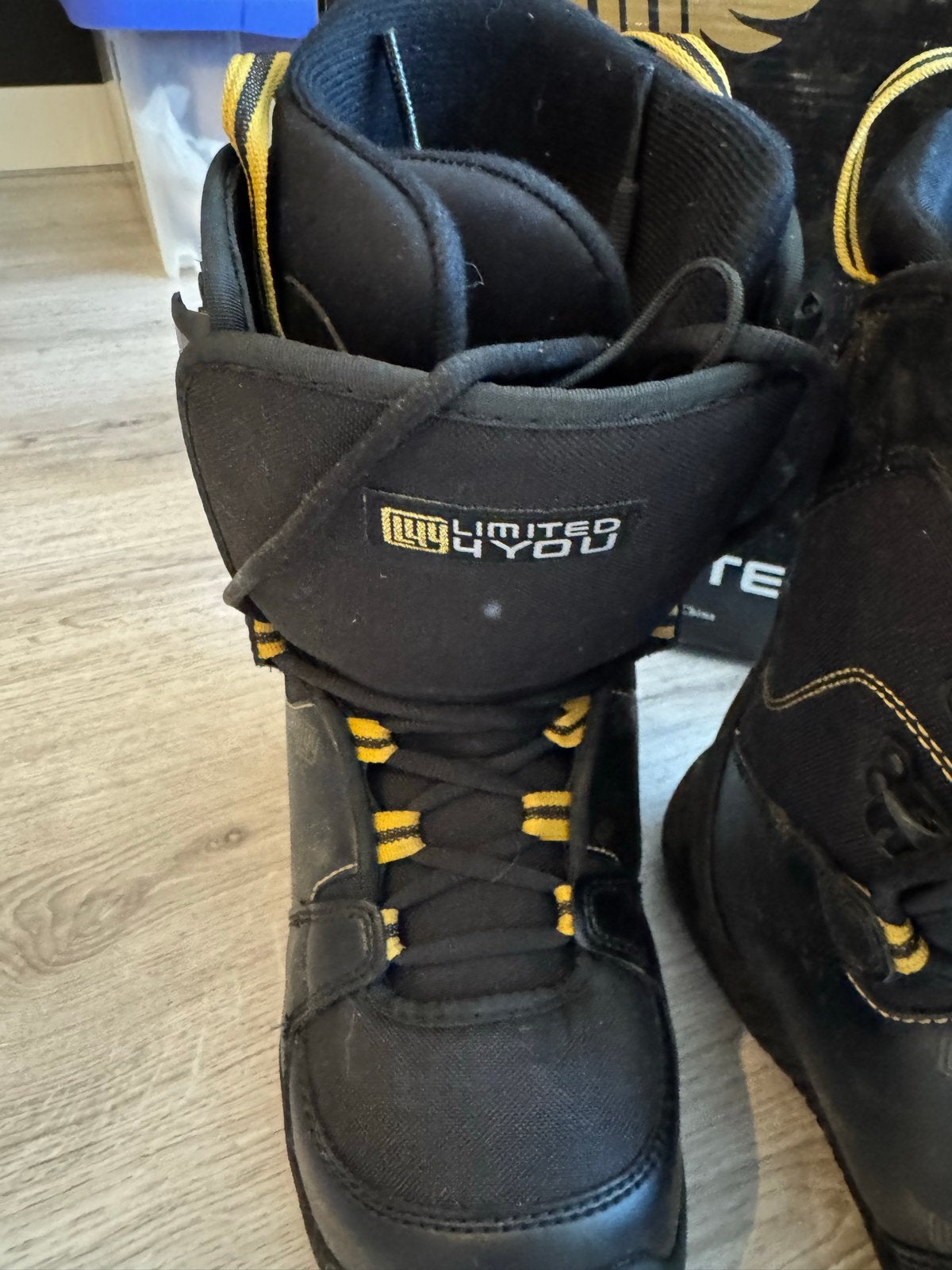 Limited4You Snowboardschoenen - Zwart/Geel maat 36, Sport en Fitness, Snowboarden, Ophalen, Gebruikt, Snowboots