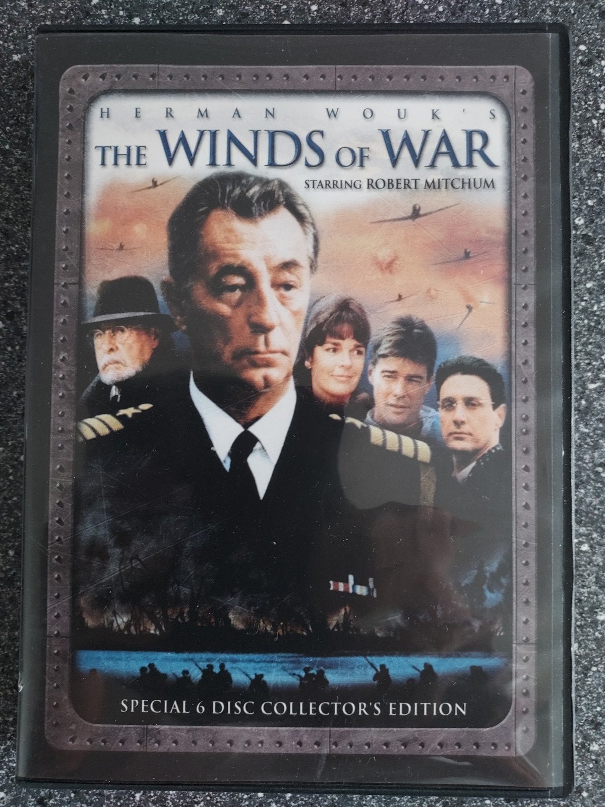 Dvd box the winds of war, Vanaf 16 jaar, Ophalen, Zo goed als nieuw