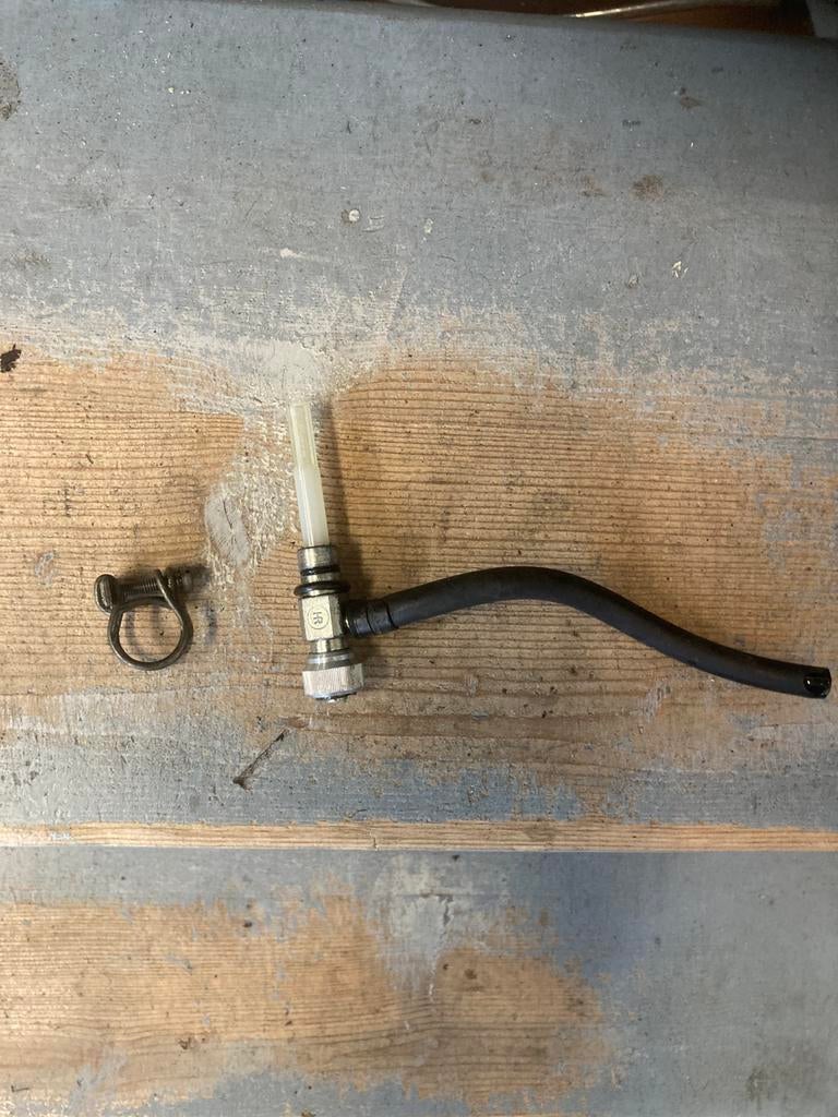 Benzinekraan tomos 3.5 PK buitenboordmotor, Ophalen of Verzenden, Gebruikt, Motor en Techniek, Zeilboot of Motorboot