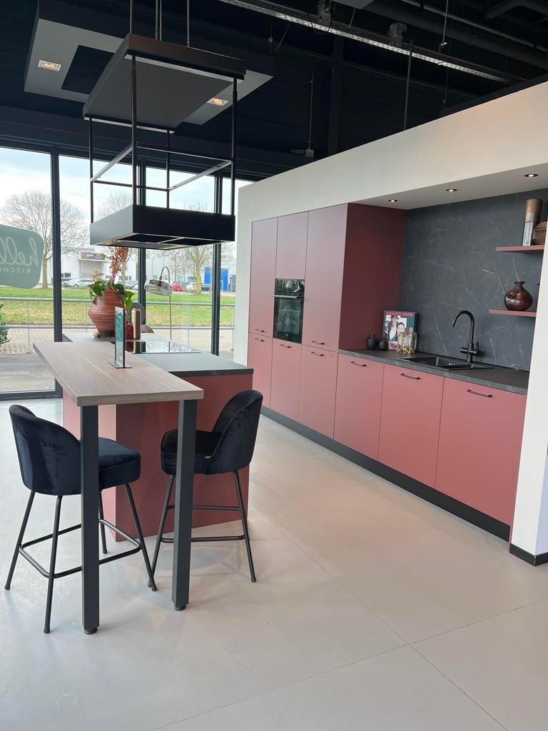 Moderne Hoekkeuken met Kookeiland en Bar, Huis en Inrichting, Keuken | Complete keukens, Overige typen, Nieuw, Ophalen of Verzenden
