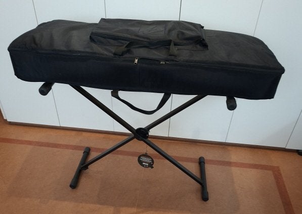 Keyboard, Muziek en Instrumenten, Met standaard, Ophalen, Overige merken, 61 toetsen