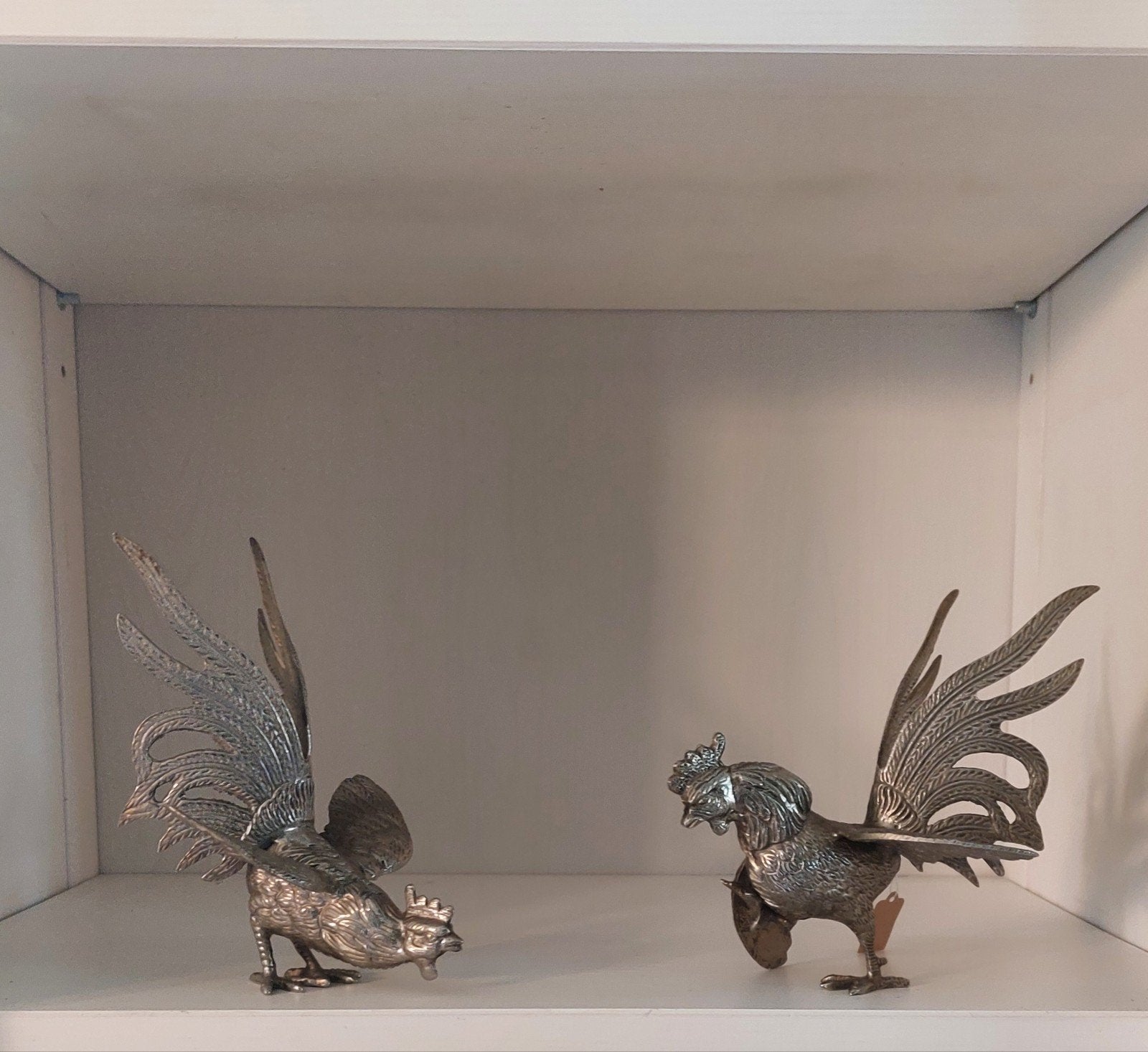 Set van 2 vechtende haan beeldjes zilverkleurig, Ophalen of Verzenden