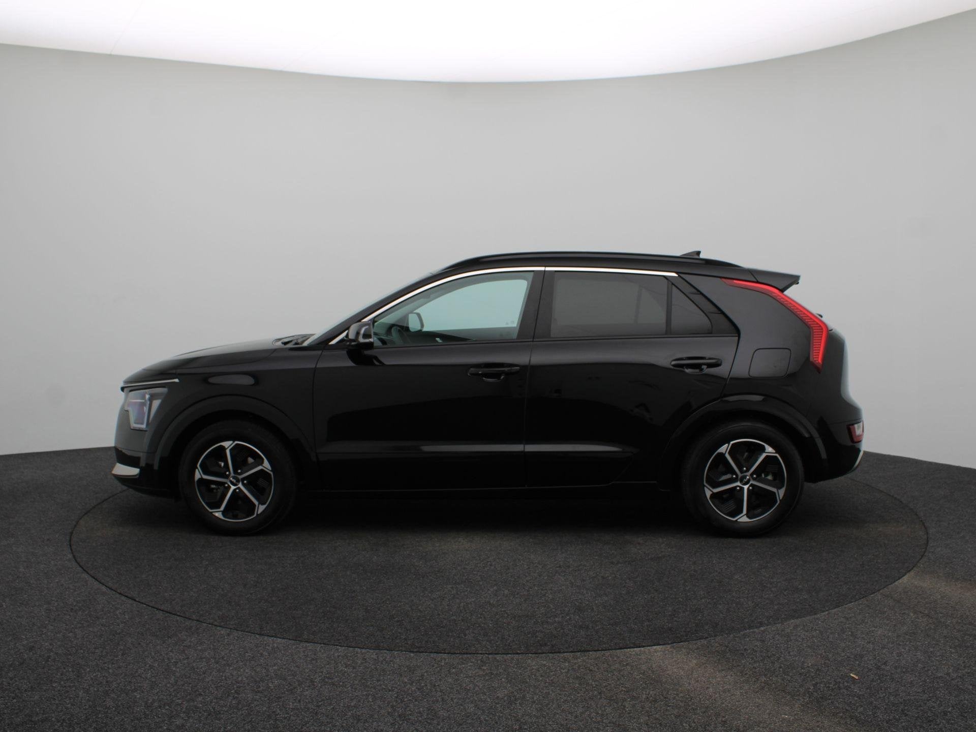 Foto 6 van Kia Niro 1.6 GDi Hybrid DynamicPlusLine Panorama | Stoel Stu