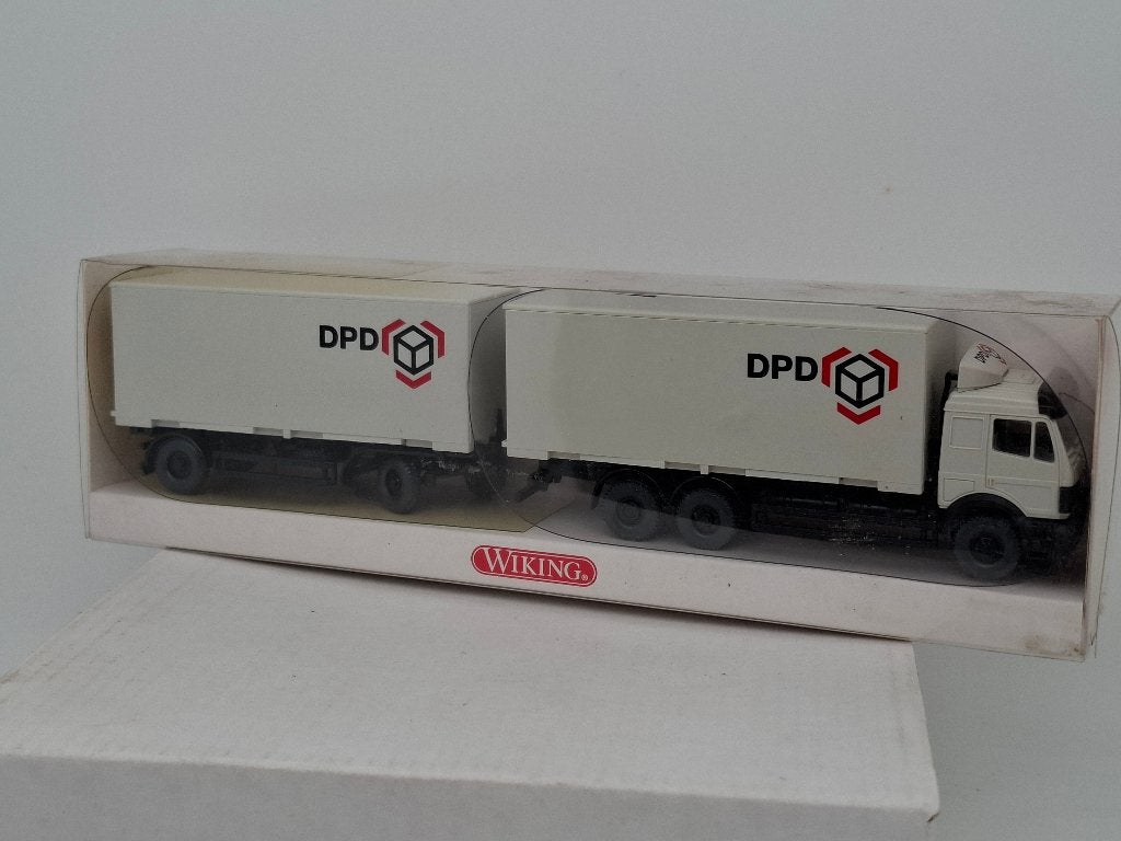Mercedes vrachtwagen DPD containers - Wiking 1/87, Verzenden, Zo goed als nieuw, Bus of Vrachtwagen, Wiking