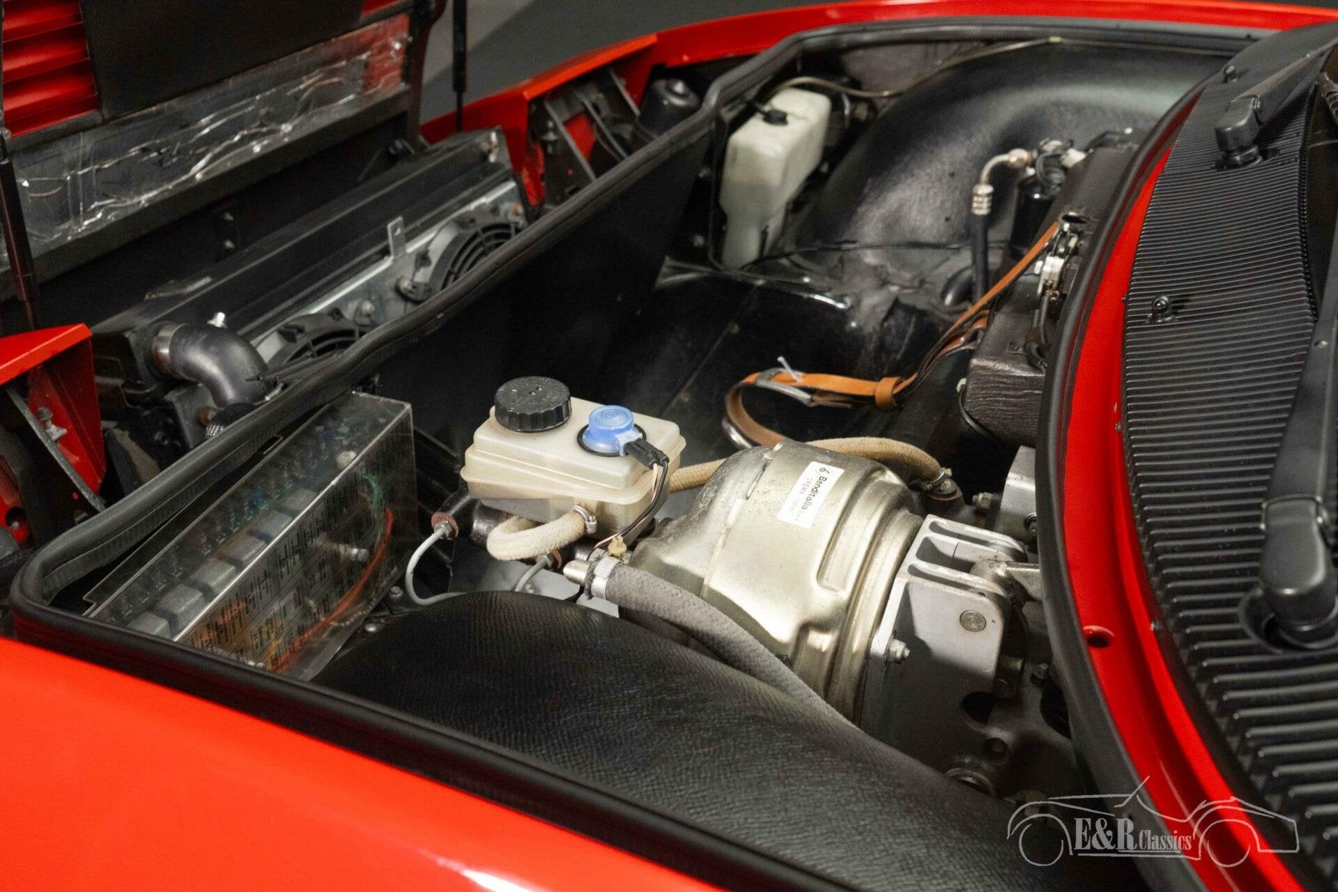 Ferrari Mondial Cabriolet | 43.943 Km | Airco | 1985, Auto's, Achterwielaandrijving, Cabriolet, 4 stoelen, Leder