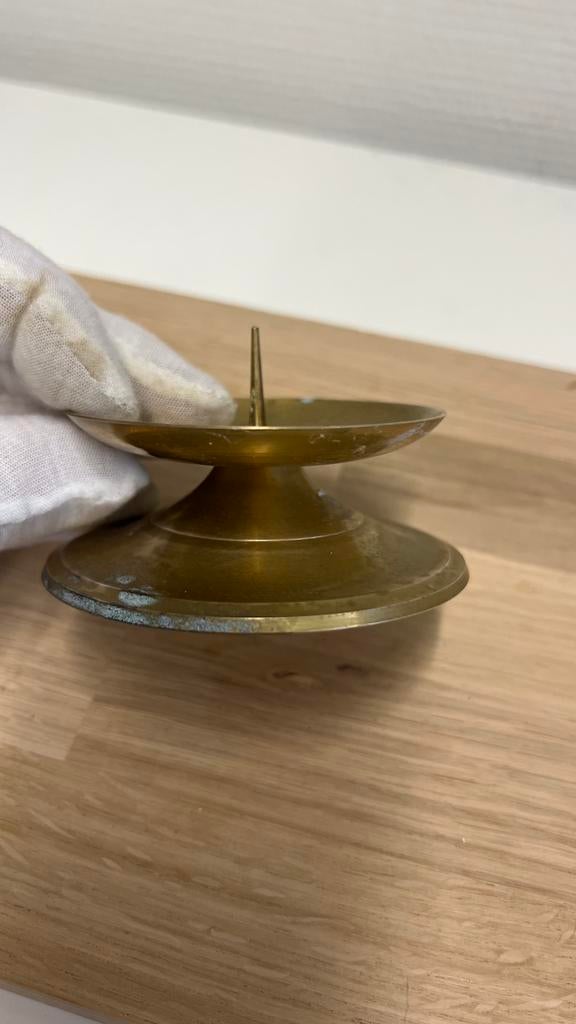 Vintage Messing Kandelaar met Pin – Voor Stompkaarsen, Antiek en Kunst, Ophalen of Verzenden