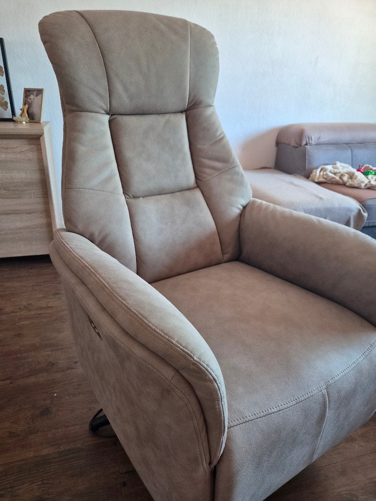 Elektrische relax stoel, Ophalen, 75 tot 100 cm, Zo goed als nieuw, Stof