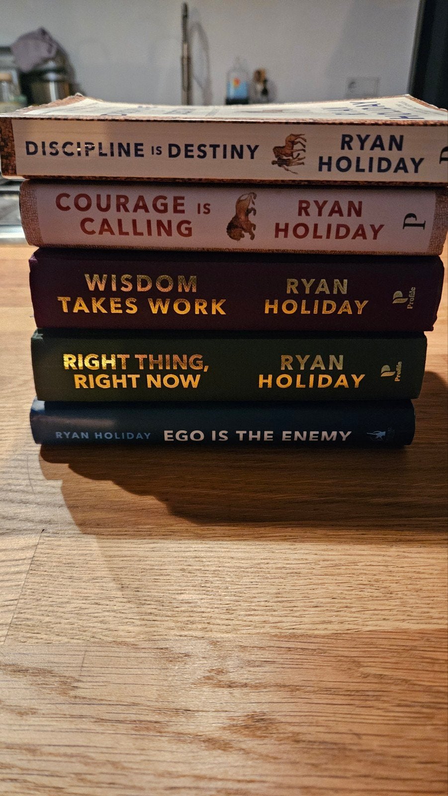 Ryan Holiday Stoïcijnse Filosofie Boeken Set (5 boeken), Boeken, Ophalen of Verzenden, Gelezen, Ryan Holiday, Amerika
