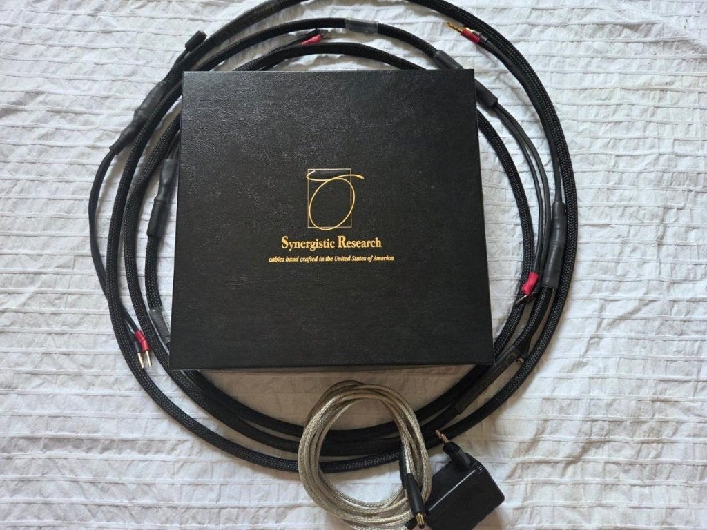 Synergistic Research Tesla Acoustic Reference luidspr, Ophalen, Nieuw, Minder dan 2 meter, Scartkabel