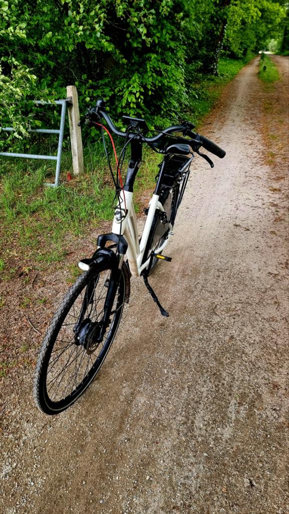 Stella Cosmo FDST witte elektrische fiets, Fietsen en Brommers, Elektrische fietsen, 51 tot 55 cm, Ophalen, Zo goed als nieuw