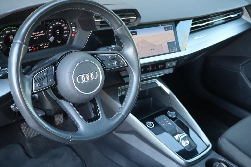 Audi A3 Sportback 40 TFSI e Edition|Plug in|204 PK|Automaat|, Automaat, Stof, Gebruikt, Zwart