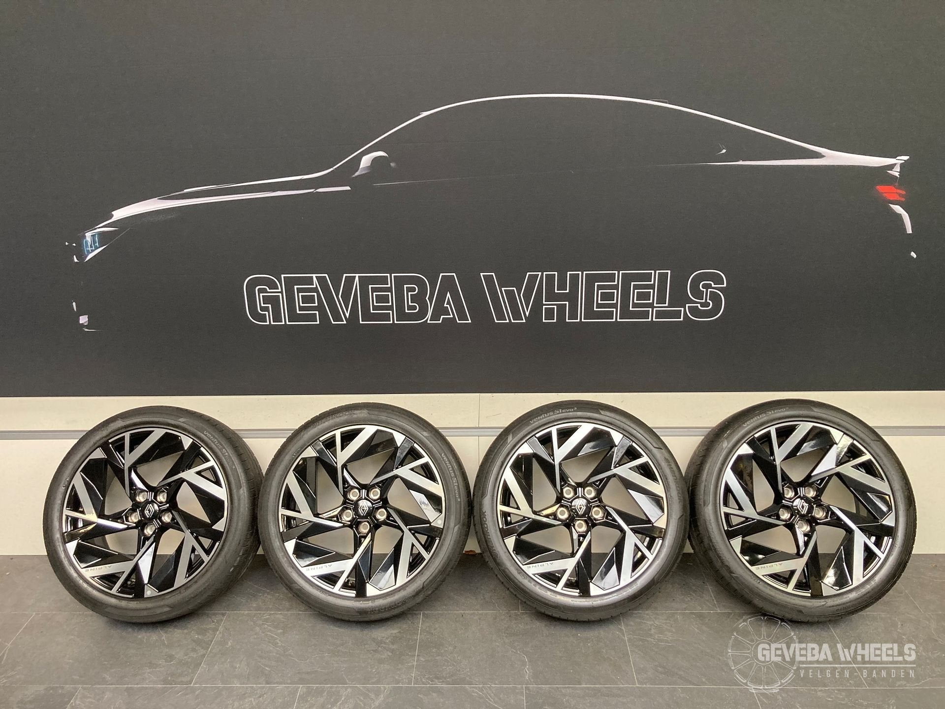 19” originele Renault Arkana Captur 2 ‘Alpine’ velgen banden, Auto-onderdelen, Banden en Velgen, 19 inch, Gebruikt, -, -