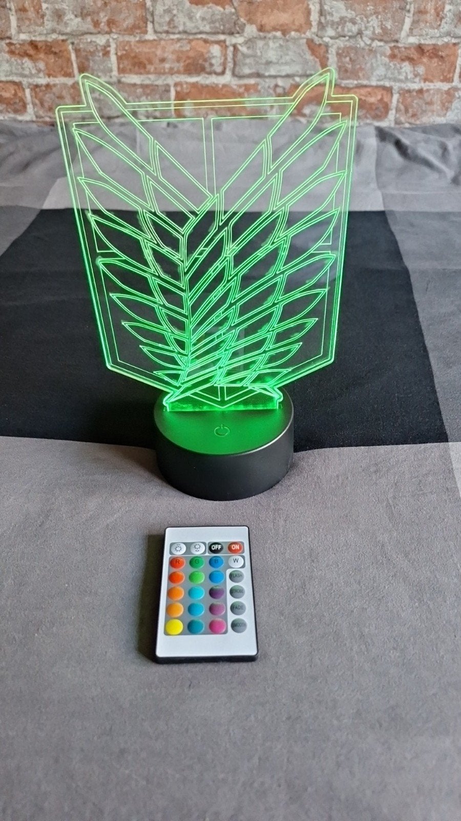 Attack on titan led lamp, Kunststof, Meerkleurig, Nieuw, Overige fittingen