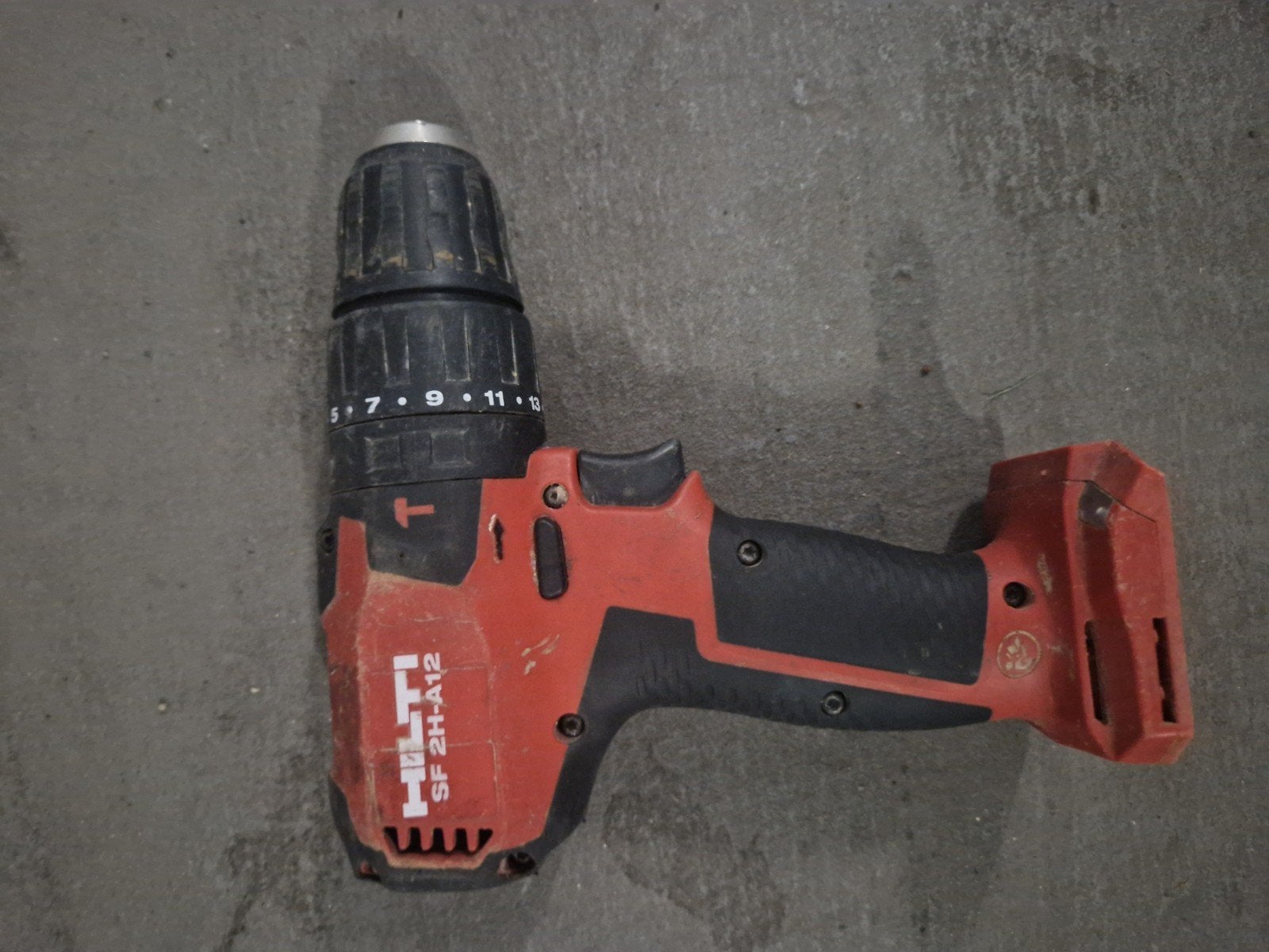 Hilti SF 2H-A12 Accuboormachine - Gebruikt, Doe-het-zelf en Verbouw, Gereedschap | Boormachines, Ophalen of Verzenden