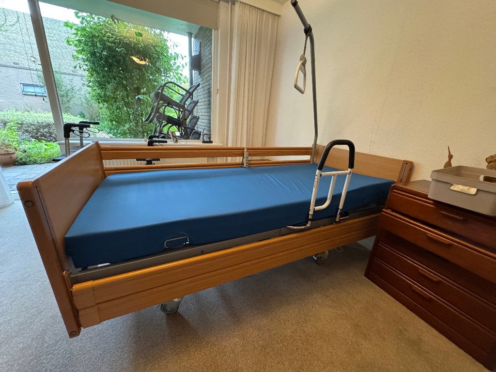 senioren hoog-laag bed, Ophalen, Verstelbaar, 90 cm, Eenpersoons