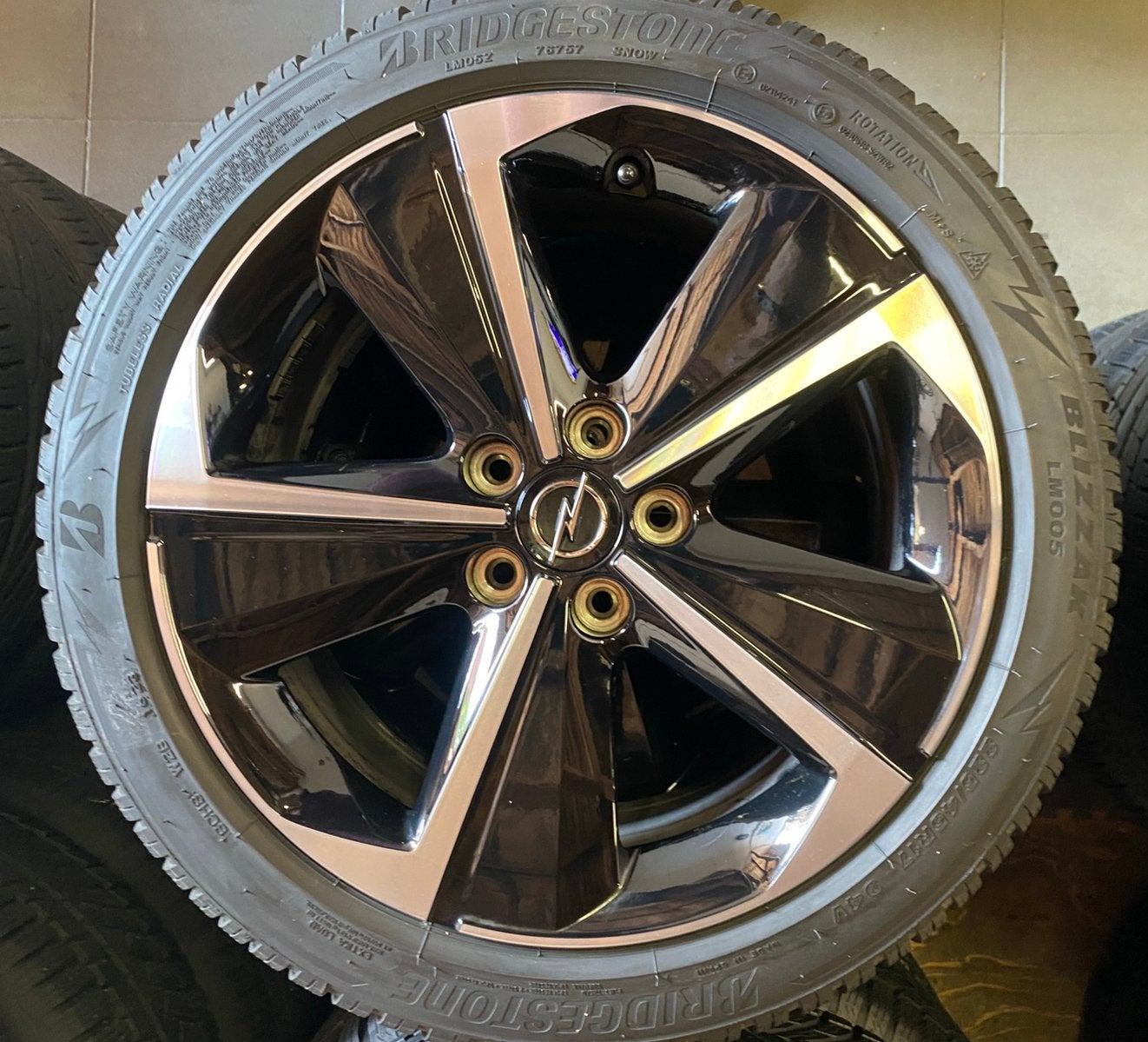 NIEUWE (demo) 17” Opel Astra L velgen + A merk winterbanden, Banden en Velgen, Nieuw, 17 inch, 225 mm