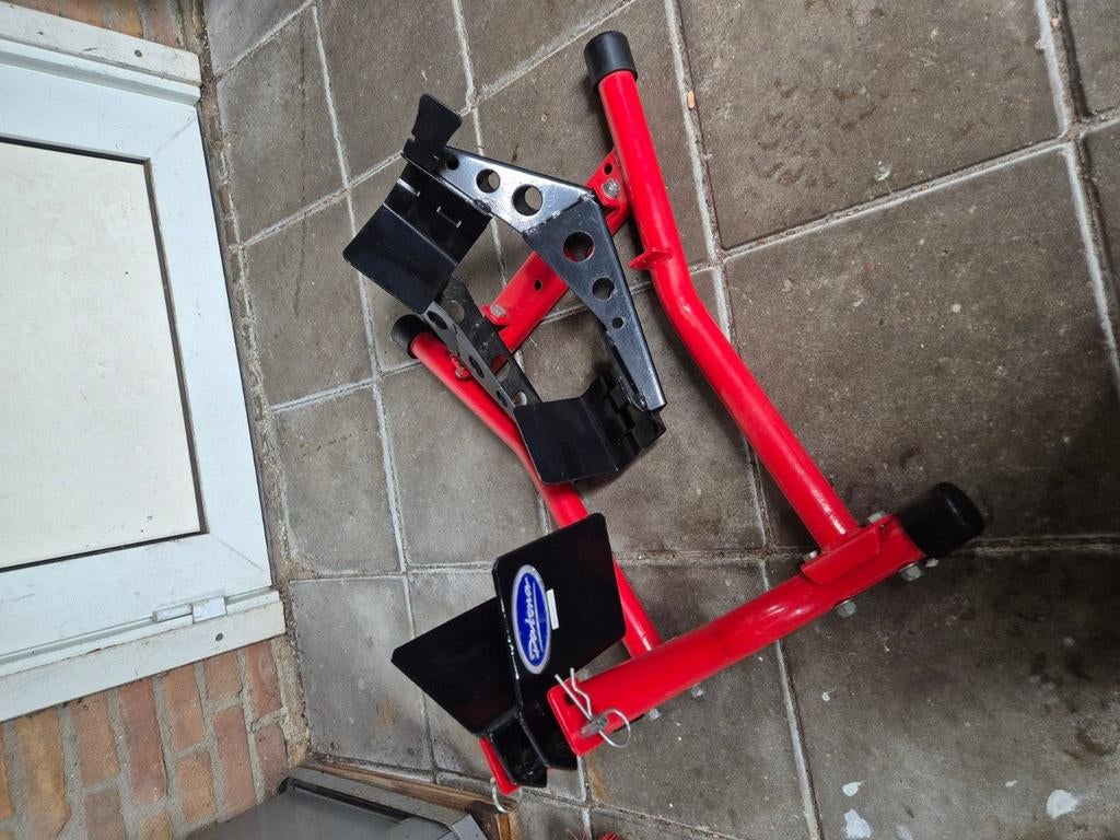 Datona motorfiets voorwielklem-motorsteun, Ophalen, Gebruikt