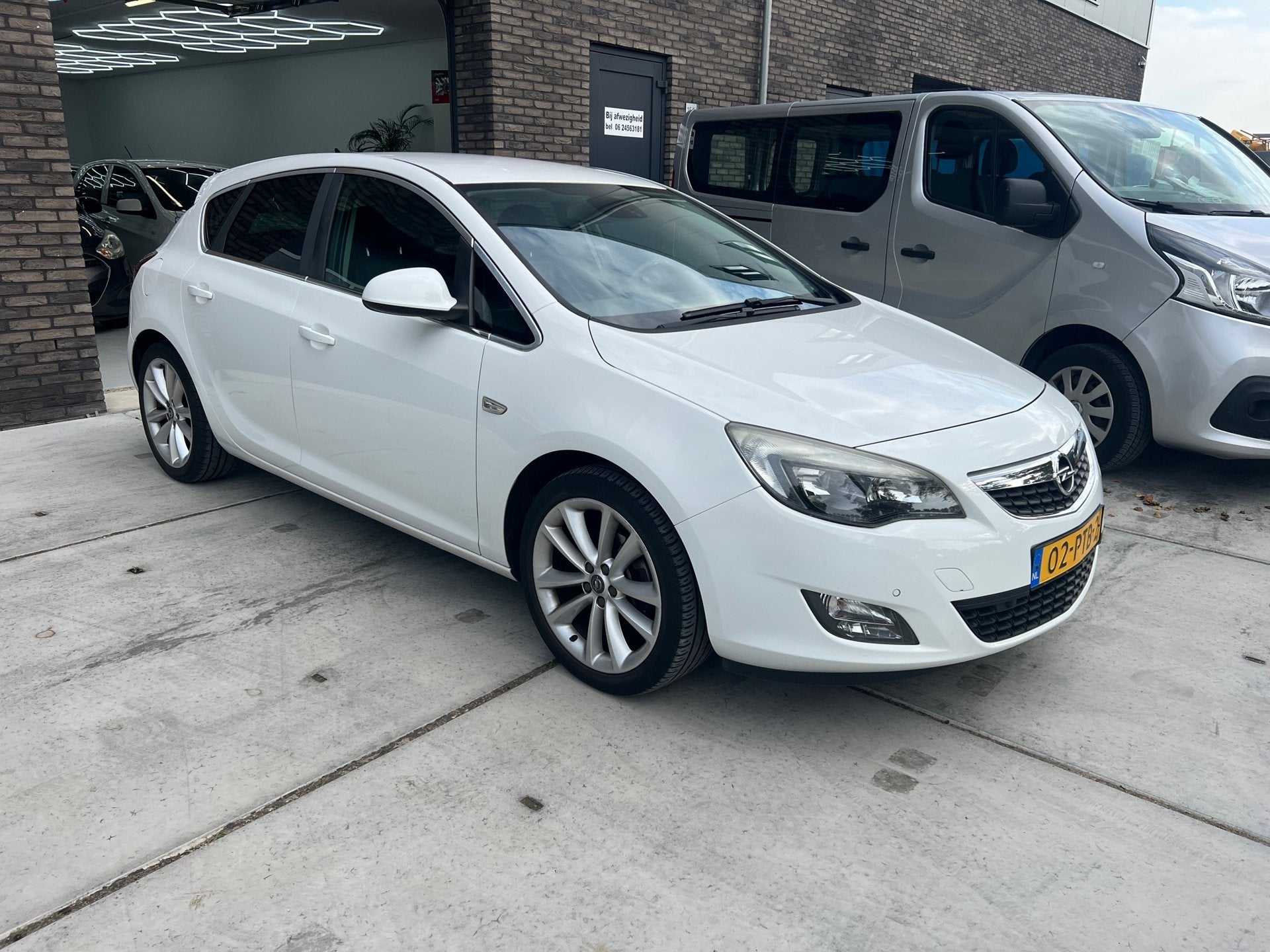 Opel Astra 1.4 Turbo Sport zeer nette auto, Auto's, Voorwielaandrijving, Gebruikt, 680 kg, 4 cilinders