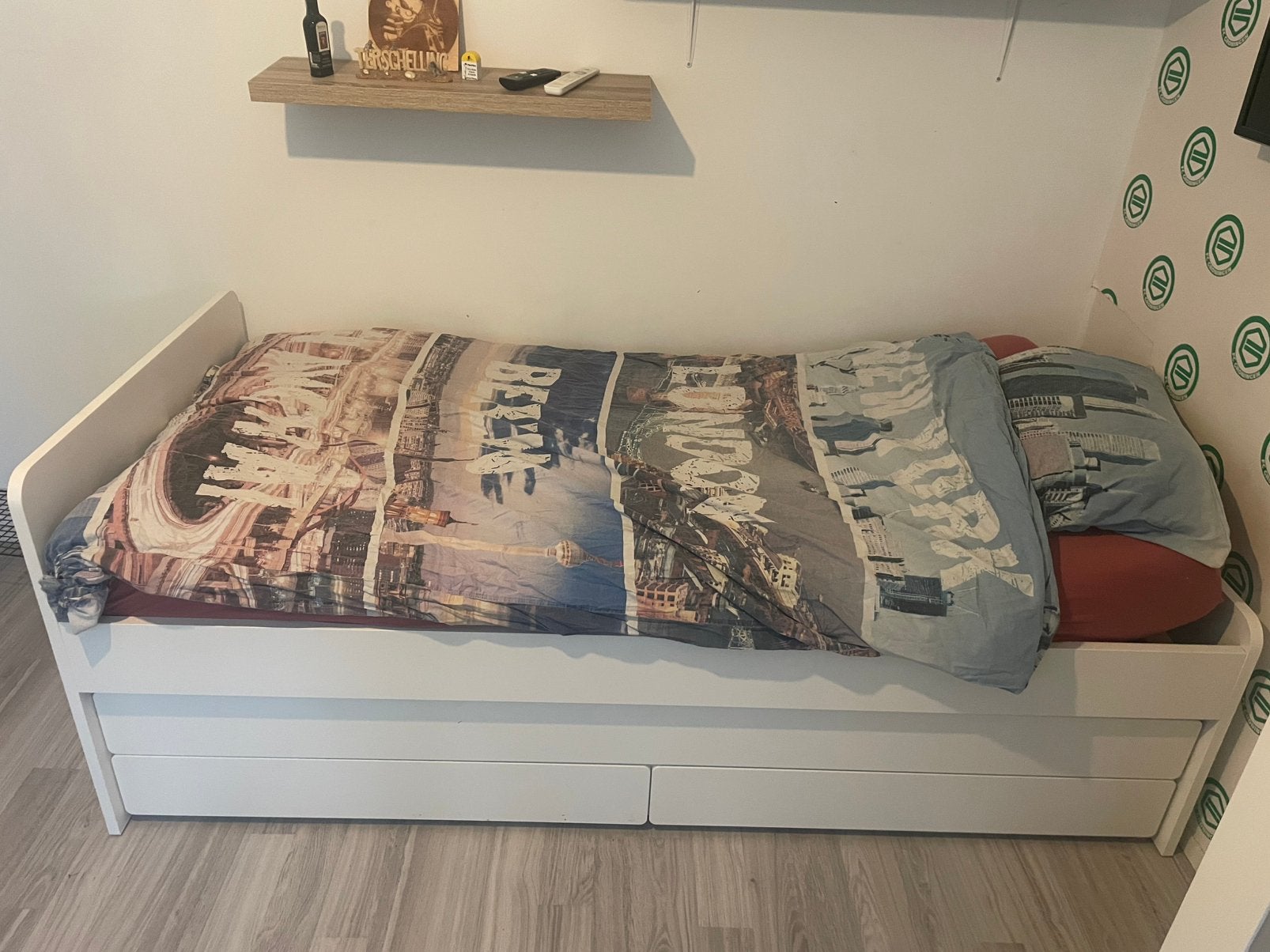 Ikea eenpersoonsbed 90x200 met lades en logeerbed, Ophalen, 90 cm, Eenpersoons, Wit