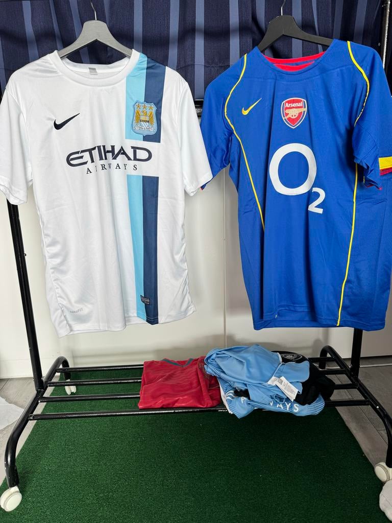 Voetbalshirts: Manchester City & Arsenal (Aguero 16), Wit, Overige maten, Ophalen of Verzenden, Voetbal