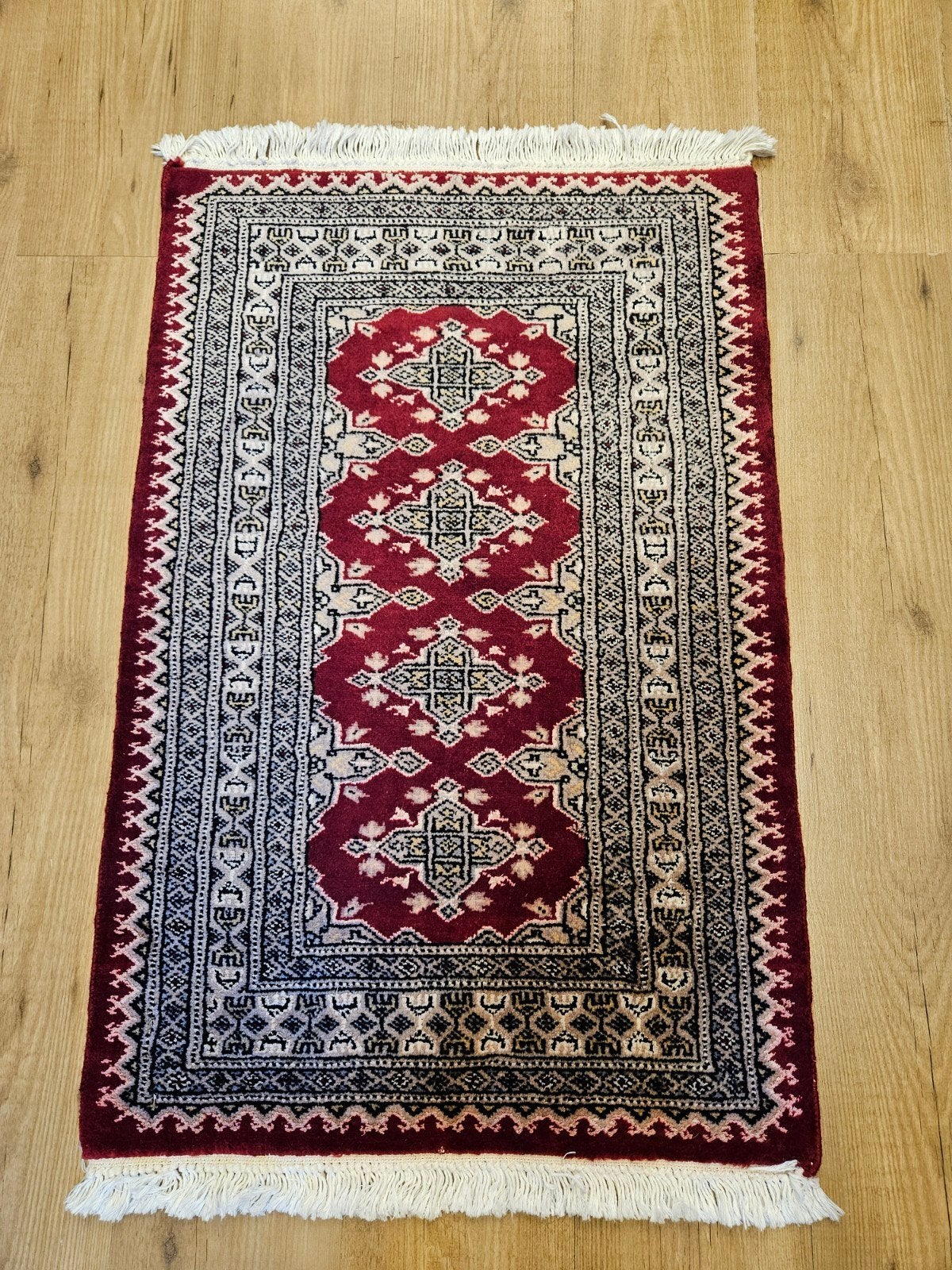 Handgeknoopt oosters tapijt karachi 94x63