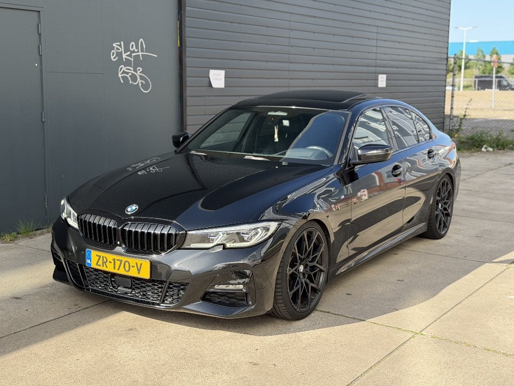 BMW 3-Serie 330i 258pk Aut 2019 Zwart, Auto's, BMW, Automaat, 1998 cc, Achterwielaandrijving, 4 cilinders