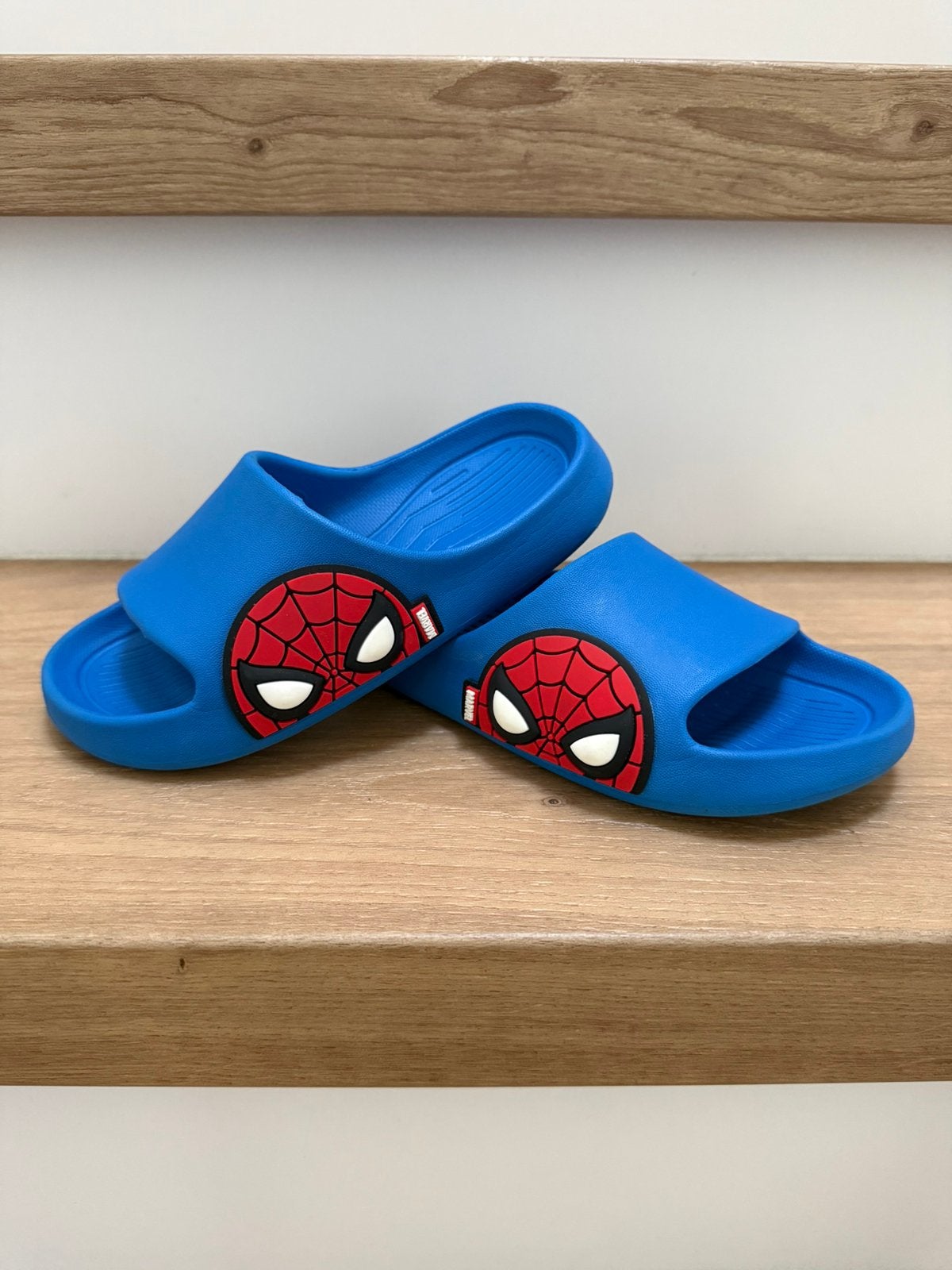 Spiderman slippers maat 28/29 Nieuw, Ophalen of Verzenden, Nieuw, Jongen, Overige typen