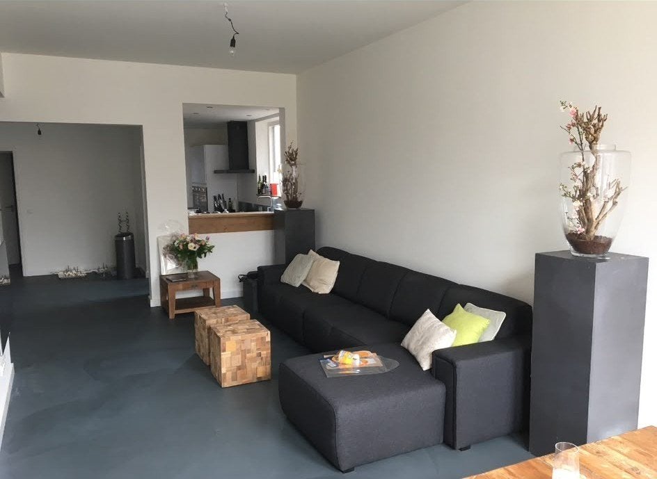 Grijze hoekbank - GRATIS af te halen, Huis en Inrichting, Banken | Bankstellen, Ophalen, Gebruikt, 125 tot 150 cm, Hoekbank