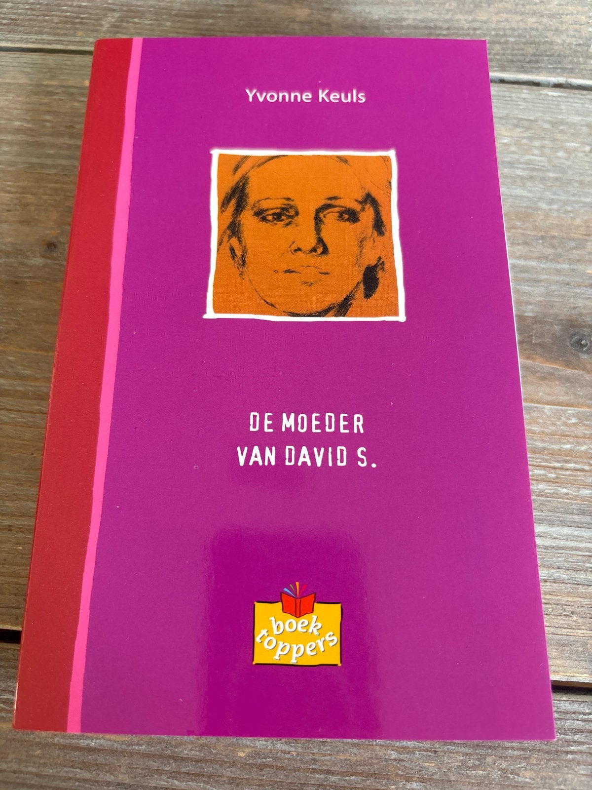 De moeder van David S. - Yvonne Keuls (Boektoppers), Ophalen of Verzenden, Zo goed als nieuw, Nederland
