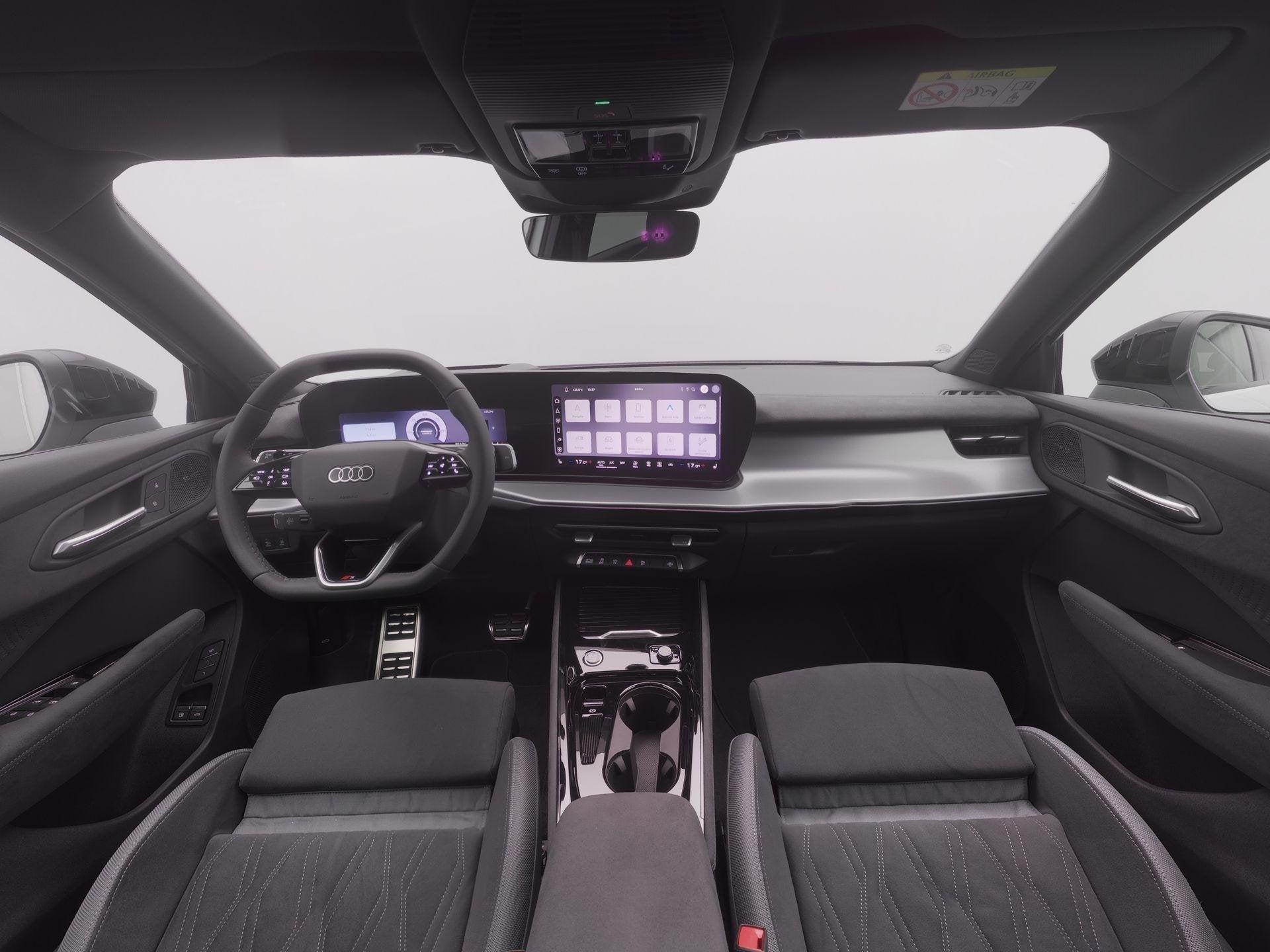 Audi Q3 S Edition 1.5 e-hybrid 272pk | Tech-Pro pakket | Pan, Auto's, Audi, 1800 kg, Euro 6, 4 cilinders, 150 min