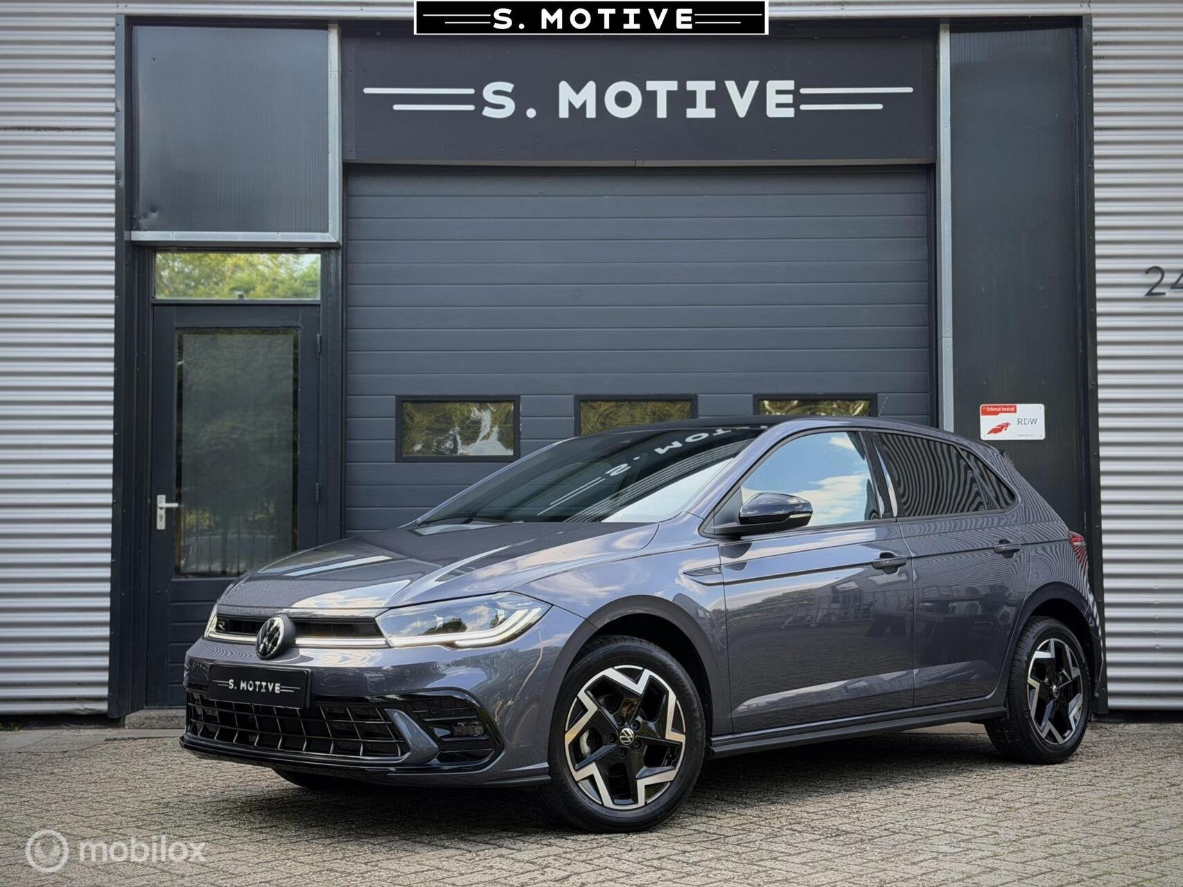 Volkswagen Polo 1.0 TSI R-Line. BTW, Camera, DSG, IQ, Clima,, Auto's, Gebruikt, Zwart, 95 pk, Bedrijf
