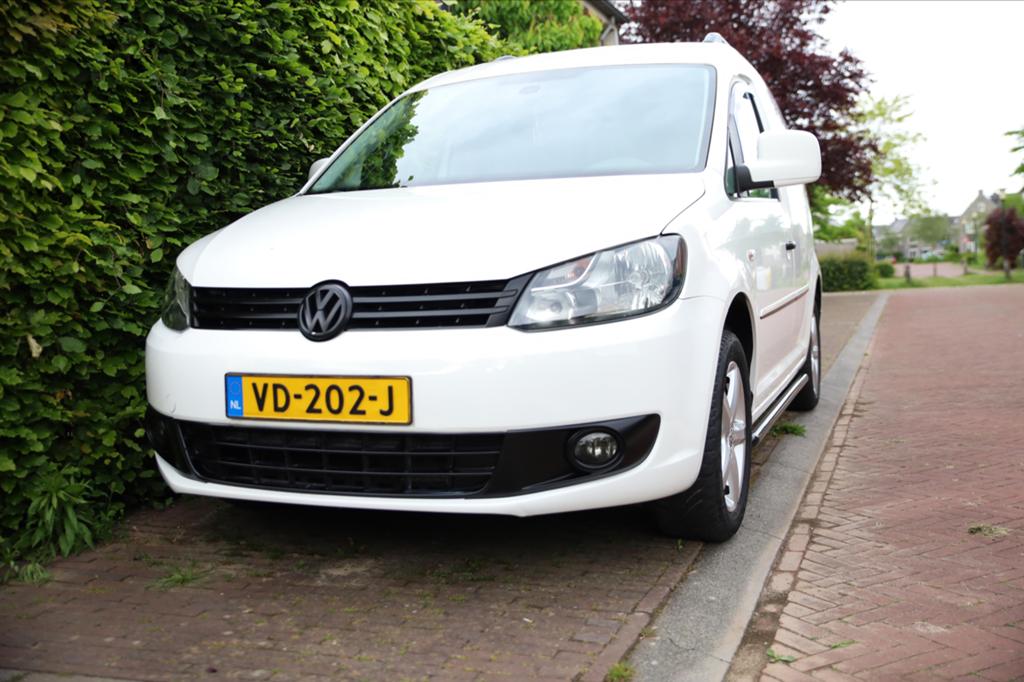 Volkswagen Caddy 1.6 D 55KW 2013. Exc BTW, Auto's, Bestelauto's, Voorwielaandrijving, Euro 5, Stof, Zwart
