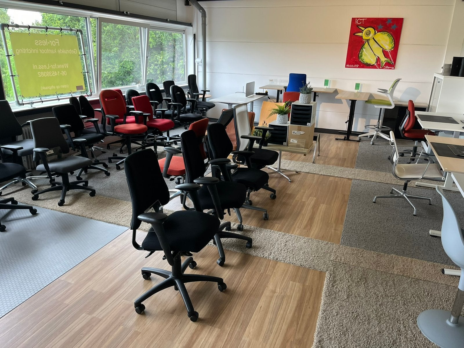 For-Less Bureaustoelen, Bureau, Whiteboard, Vergaderstoelen., Ophalen, Gebruikt, Geen, Zwart