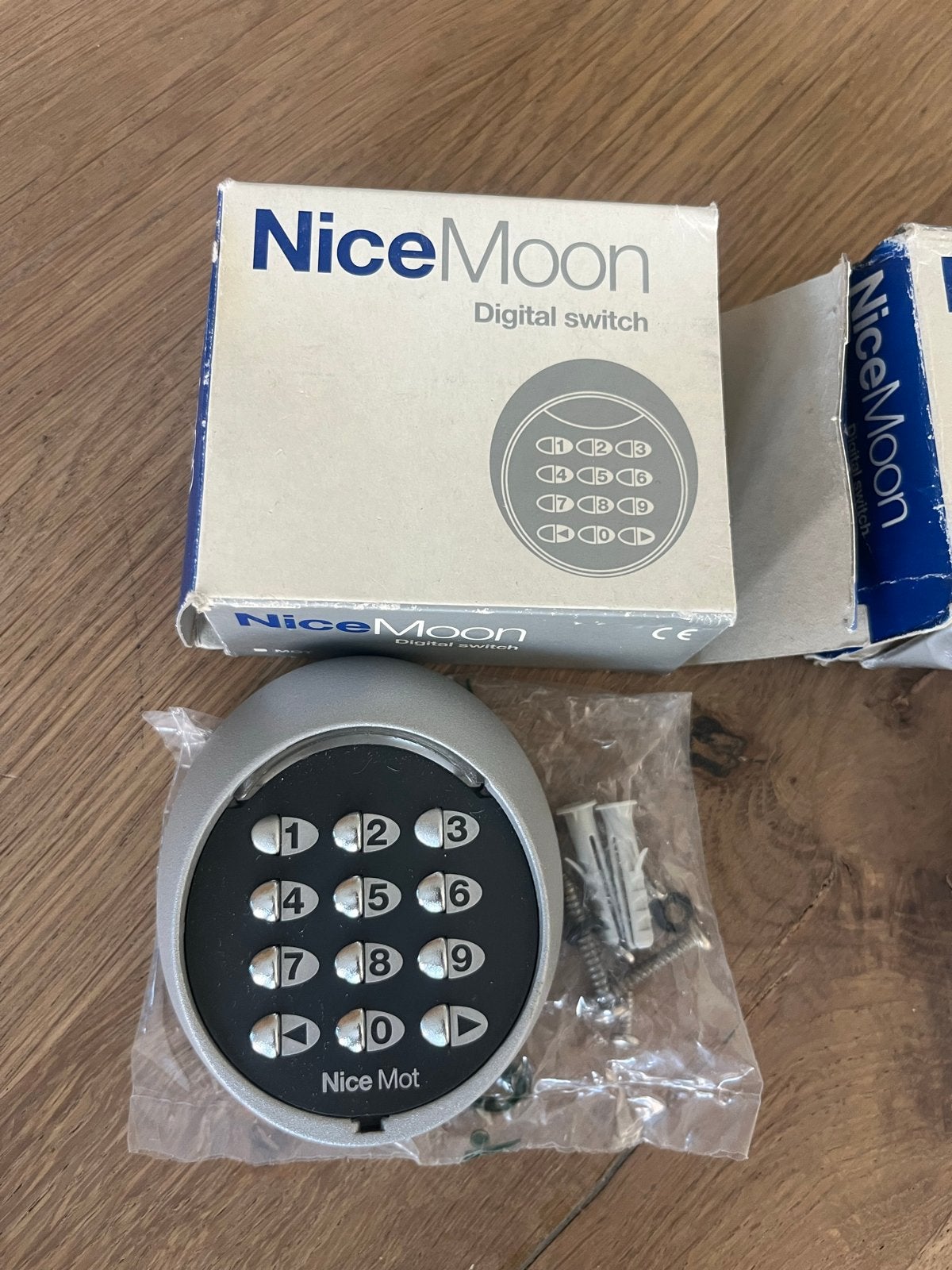NiceMoon Digitale Schakelaar / Codeklavier - Nieuw, Doe-het-zelf en Verbouw, Ophalen of Verzenden, Nieuw, Overige typen, Overige soorten