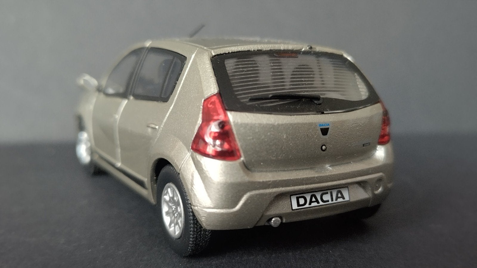 Dacia Sandero Model 2008 1:43 Eligor Pol, Overige merken, Auto, ., Ophalen of Verzenden