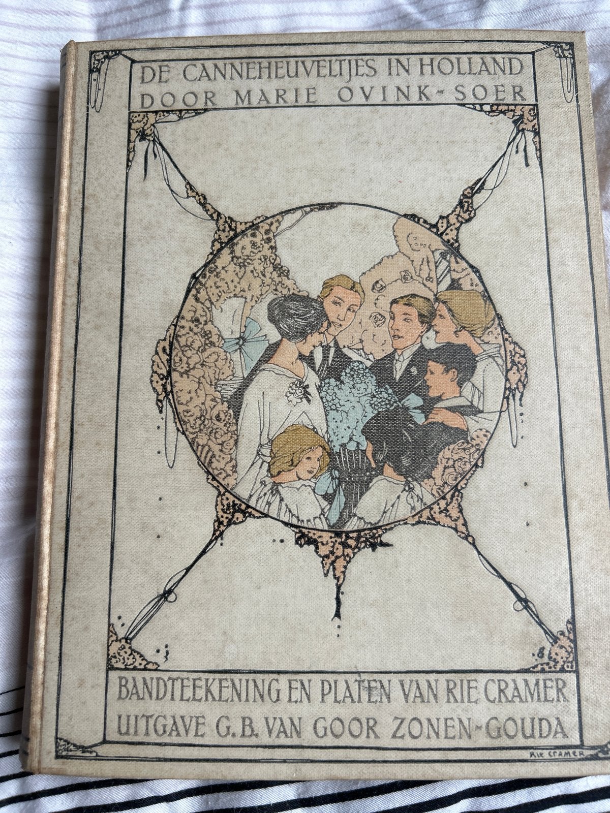 De Canneheuveltjes in Holland - Marie Ovink-Soer, Ophalen of Verzenden, Gelezen, Fictie algemeen