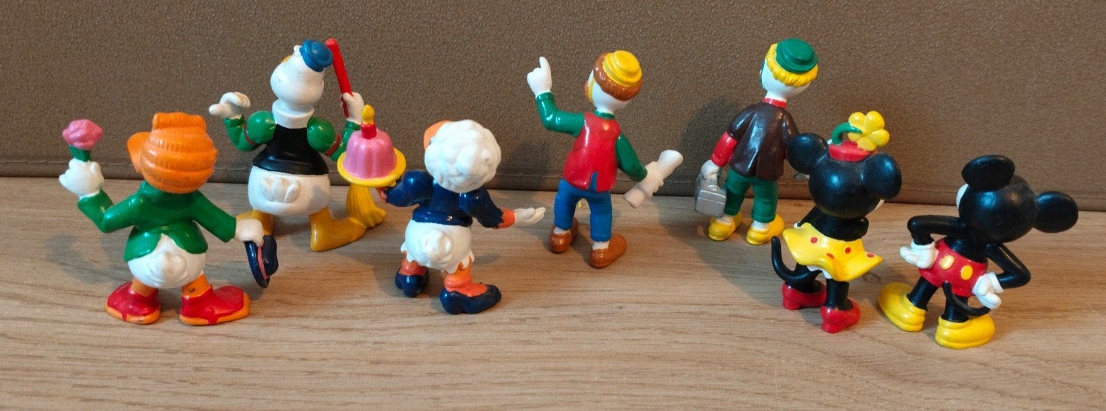 Vintage Bully 1984 Donald,Guus,Willie,Oma,Gijs,Mickey,Minnie, Verzenden, Zo goed als nieuw, Beeldje of Figuurtje