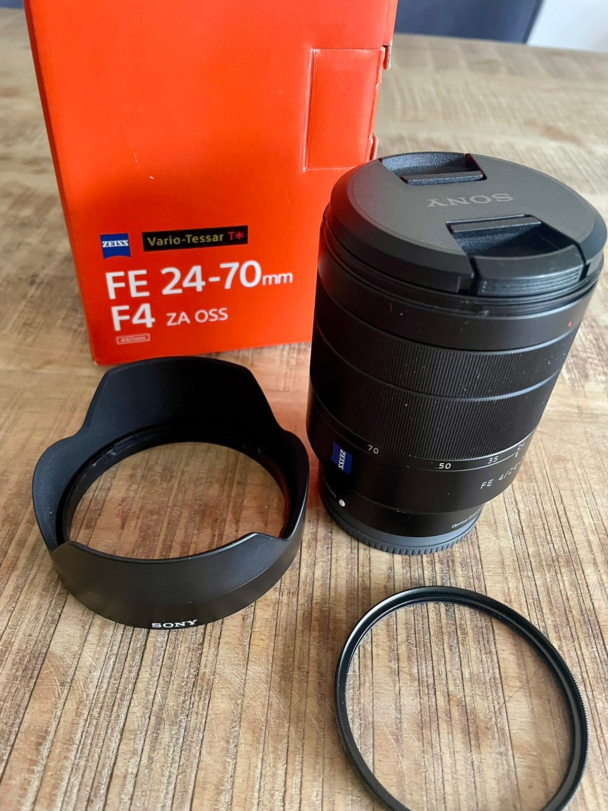 Sony Carl-Zeiss FE 24/70 4.0, Ophalen of Verzenden, Zo goed als nieuw, Sony, Standaardlens