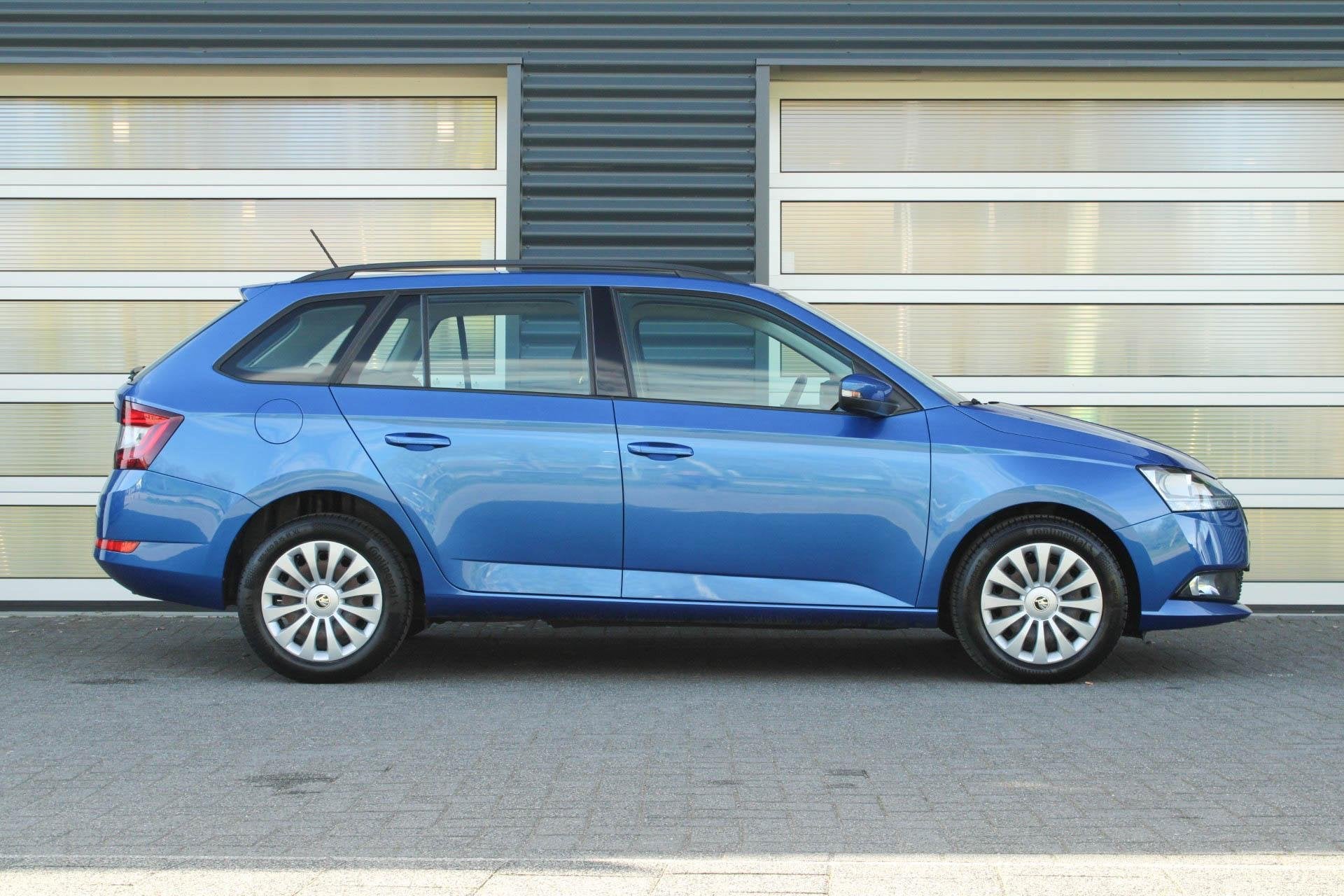 Skoda Fabia Combi 1.0 TSI 95pk Ambition | All Seasonbanden |, Auto's, Voorwielaandrijving, 12 maanden, Stof, Gebruikt