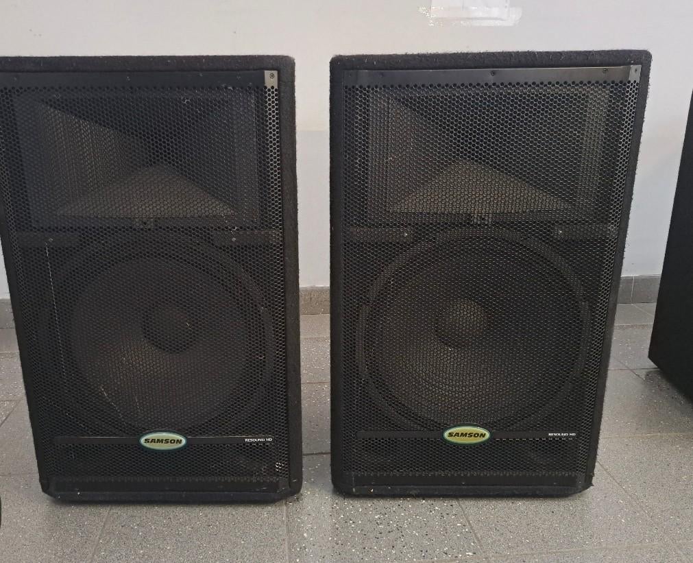 Set Samson rs15 Luidsprekers - Krachtig Geluid, Gebruikt, 120 watt of meer, Front, Rear of Stereo speakers, Ophalen