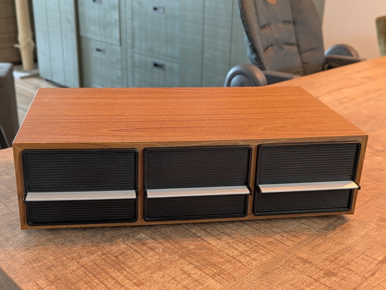 Houten cassette opberger met 3 lades, Huis en Inrichting, Woonaccessoires | Cd- en Dvd-rekken, Ophalen of Verzenden, Gebruikt