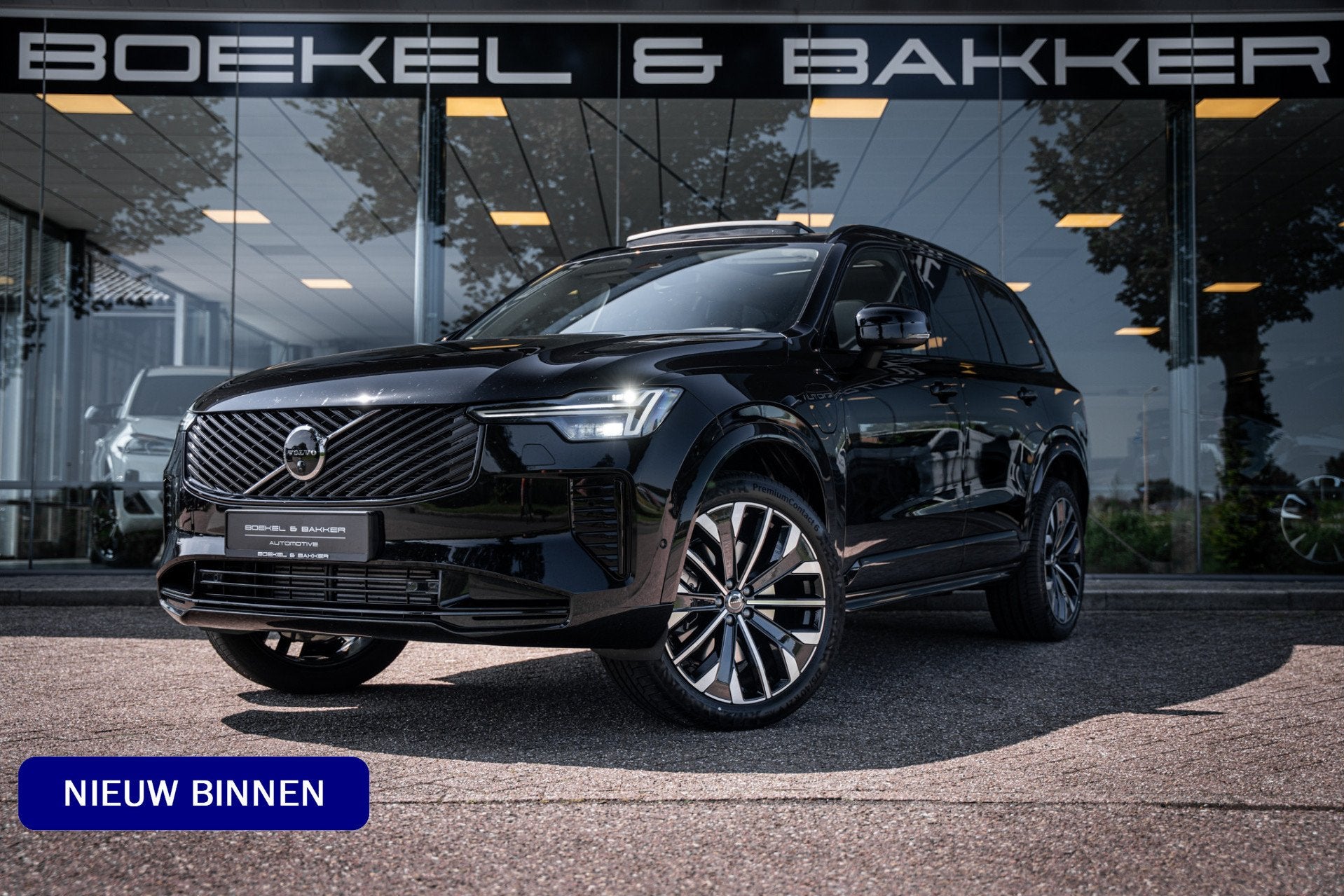 Volvo XC90 T8 Plus Dark Facelift Plug-in hybrid AWD * HUD *, Gebruikt, Zwart, 4 cilinders, 7 stoelen