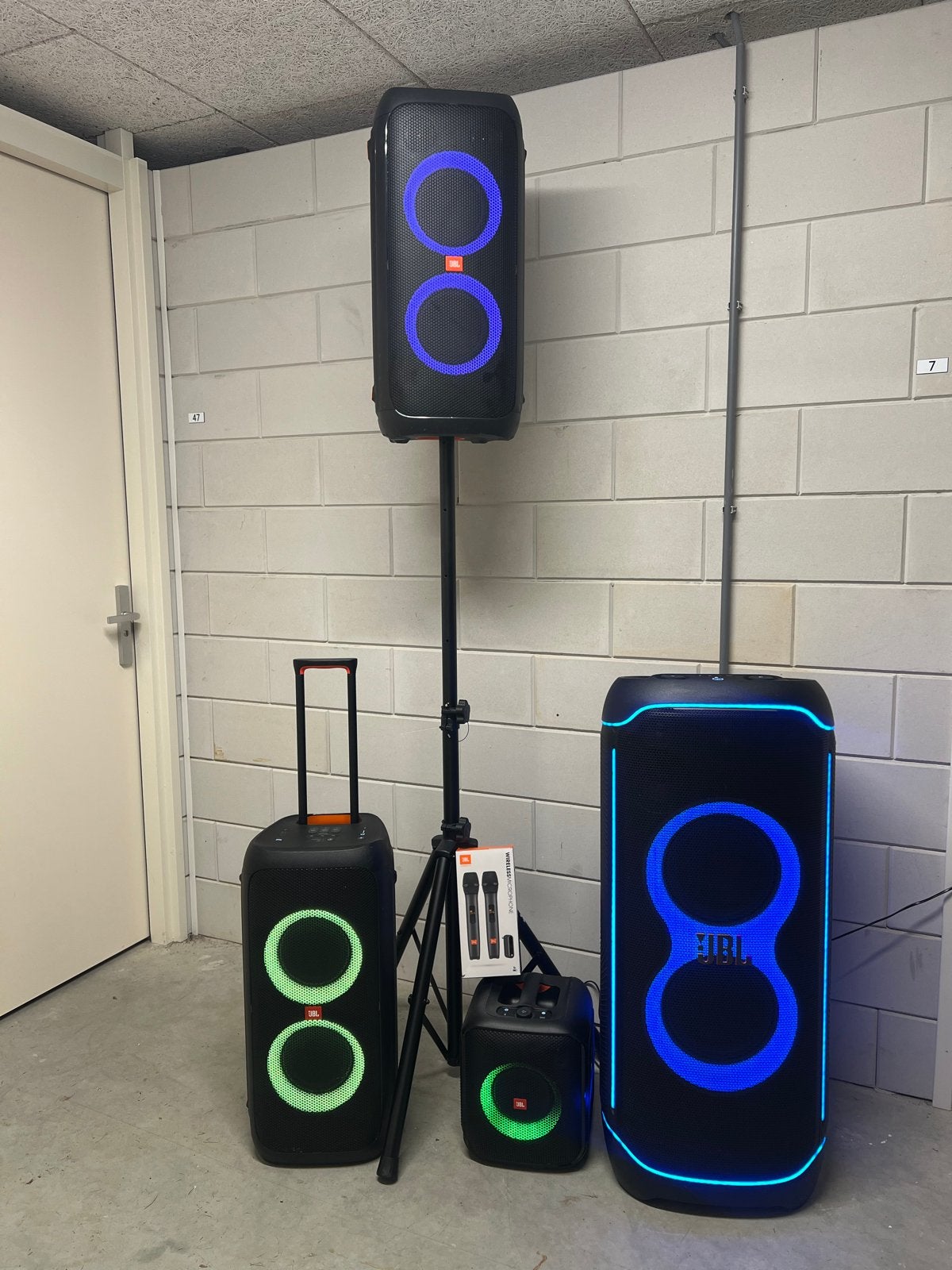 JBL Speakers te huur voor elk feest of evenement, Audio, Tv en Foto, Luidsprekers, JBL, Overige typen, Ophalen of Verzenden, Zo goed als nieuw