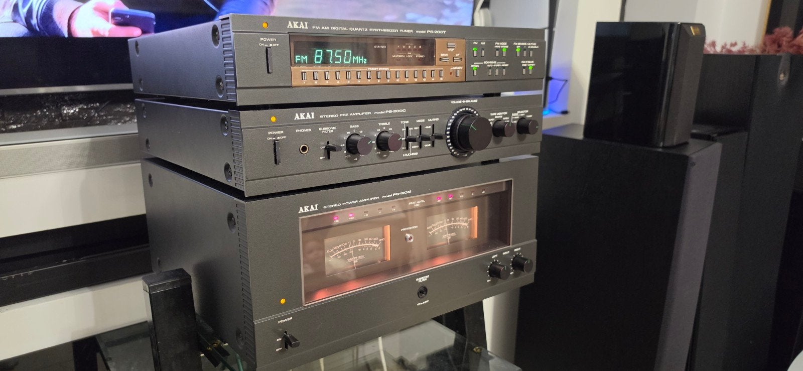 Akai PS-120M eindversterker Akai PS-200C voorversterker tune, Ophalen, Zo goed als nieuw, Minder dan 60 watt, Overige merken