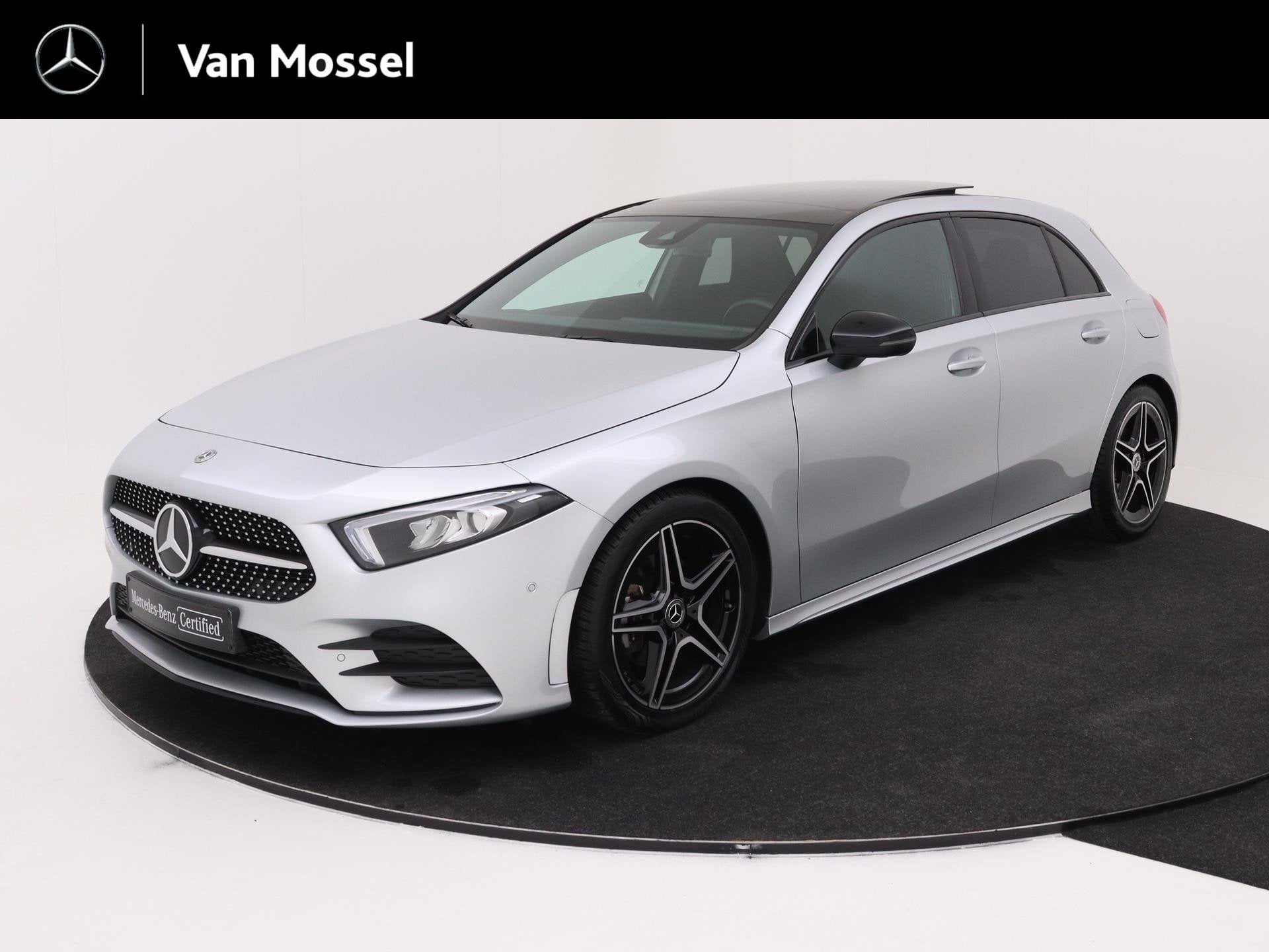 Mercedes-Benz A-klasse 180 Business Solution AMG Night Upgra, Auto's, 136 pk, Gebruikt, 4 cilinders, Leder en Stof