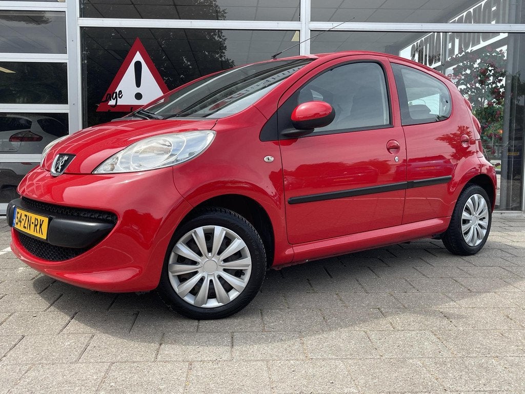 Peugeot 107 1.0-12V XS / 5 deurs/Centrale vergr met afstands, Voorwielaandrijving, Stof, Gebruikt, Met garantie (alle)