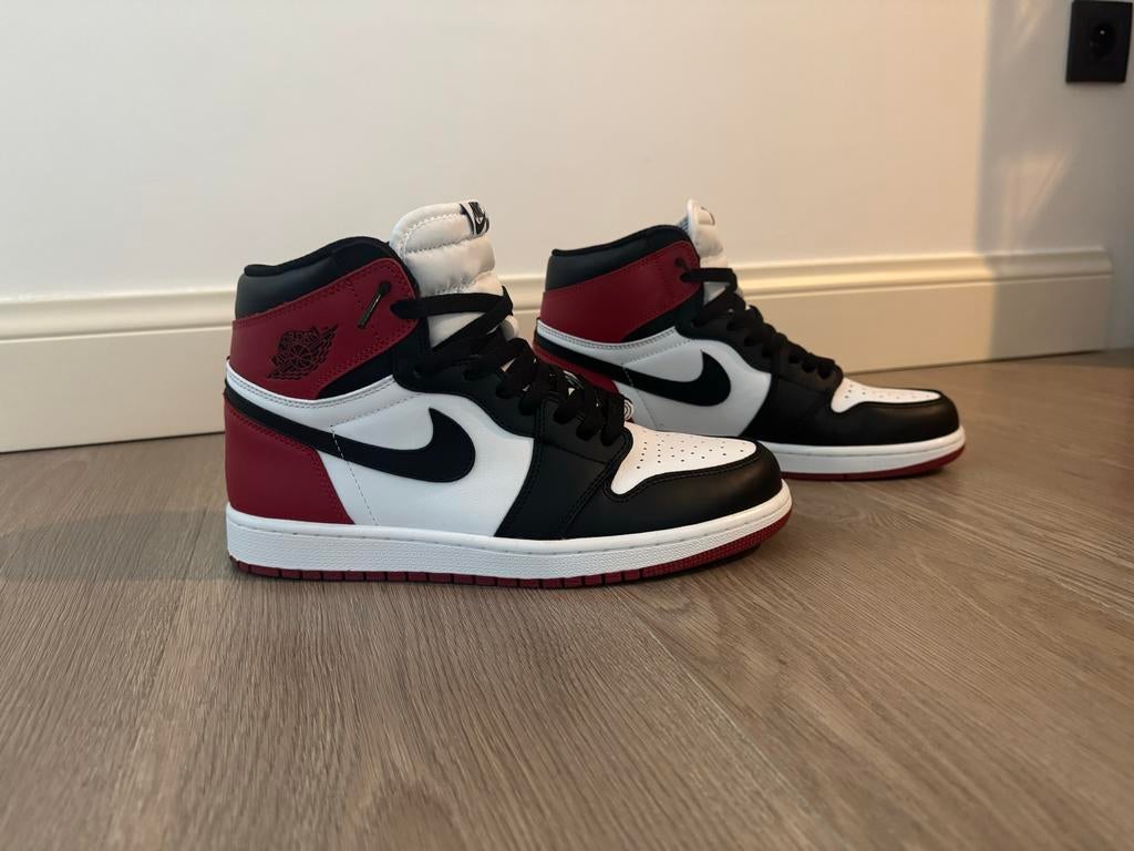 Air Jordan 1 Retro ( Black Toe), Kleding | Heren, Schoenen, Ophalen of Verzenden, Zo goed als nieuw, Zwart, Sneakers of Gympen