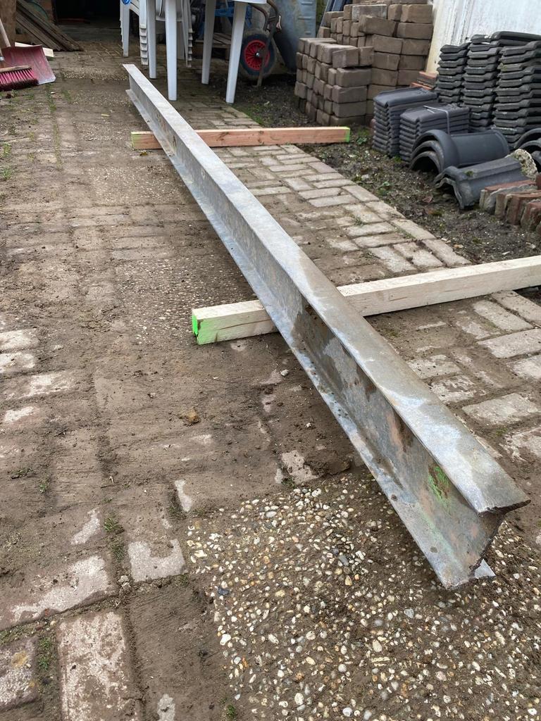 IPN 160 stalen balk - gegalvaniseerd - lengte 3810 mm, Doe-het-zelf en Verbouw, Metalen, Ophalen, Zo goed als nieuw